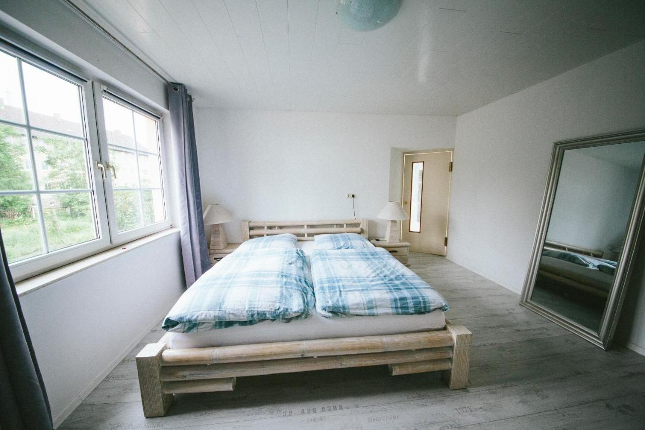 Grosse & Voll Ausgestattete Apartments, Studios, Doppelzimmer, Workspace, Parkplatz, Netflix, Prime & Schnelles Wifi In Ruhiger Lage Mit Garten Рудольштадт Екстер'єр фото