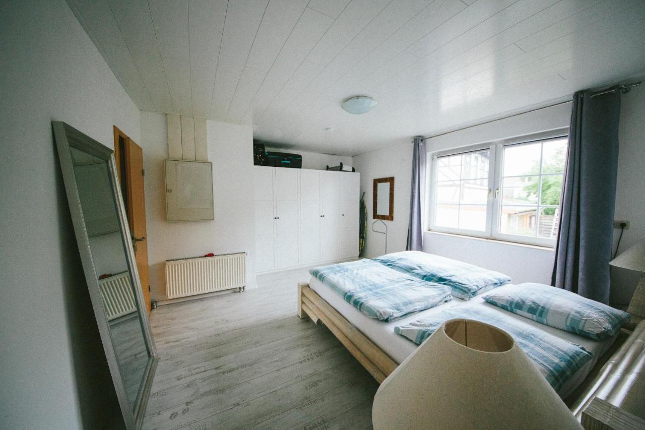 Grosse & Voll Ausgestattete Apartments, Studios, Doppelzimmer, Workspace, Parkplatz, Netflix, Prime & Schnelles Wifi In Ruhiger Lage Mit Garten Рудольштадт Екстер'єр фото