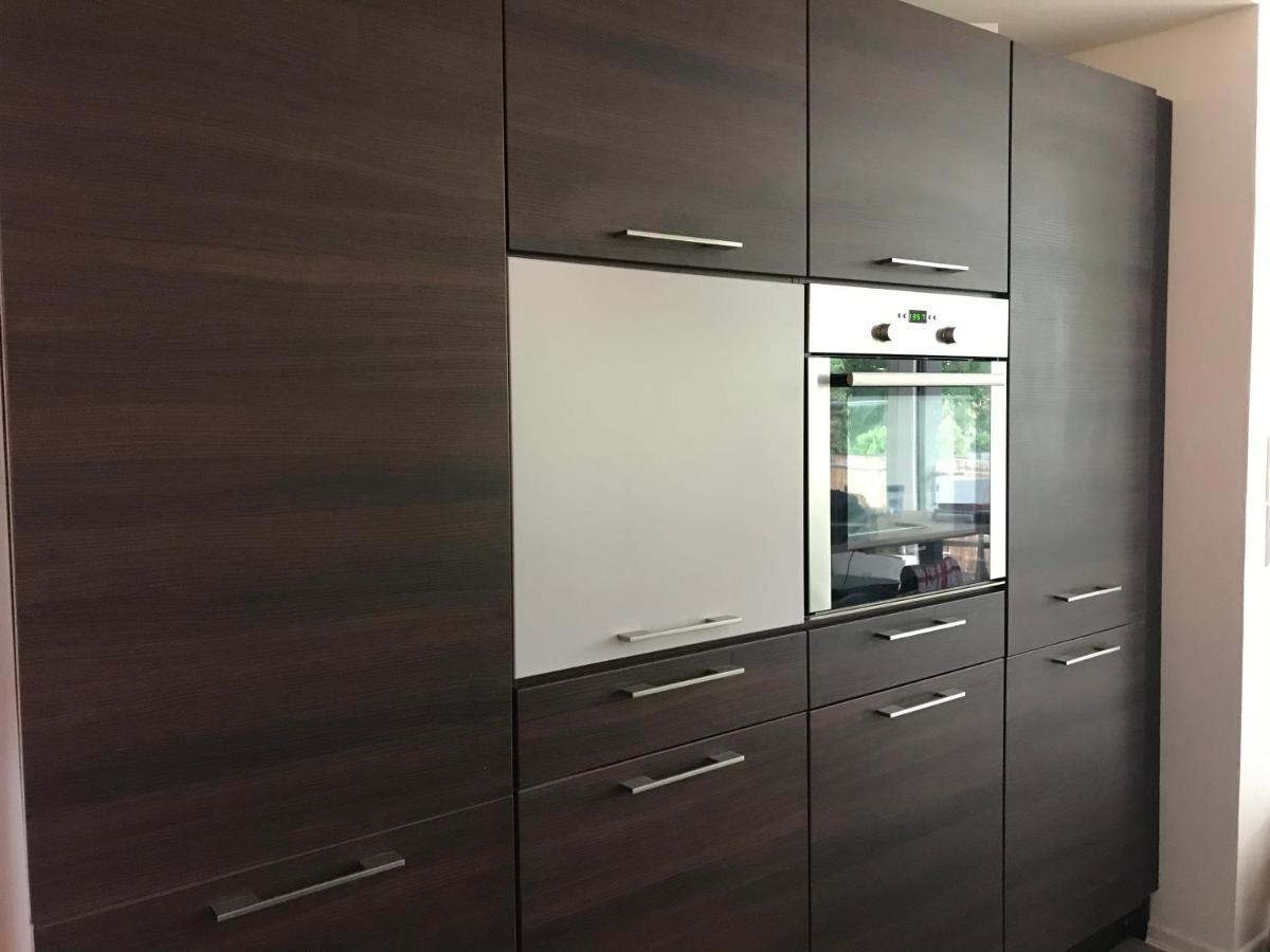 Grosse & Voll Ausgestattete Apartments, Studios, Doppelzimmer, Workspace, Parkplatz, Netflix, Prime & Schnelles Wifi In Ruhiger Lage Mit Garten Рудольштадт Екстер'єр фото