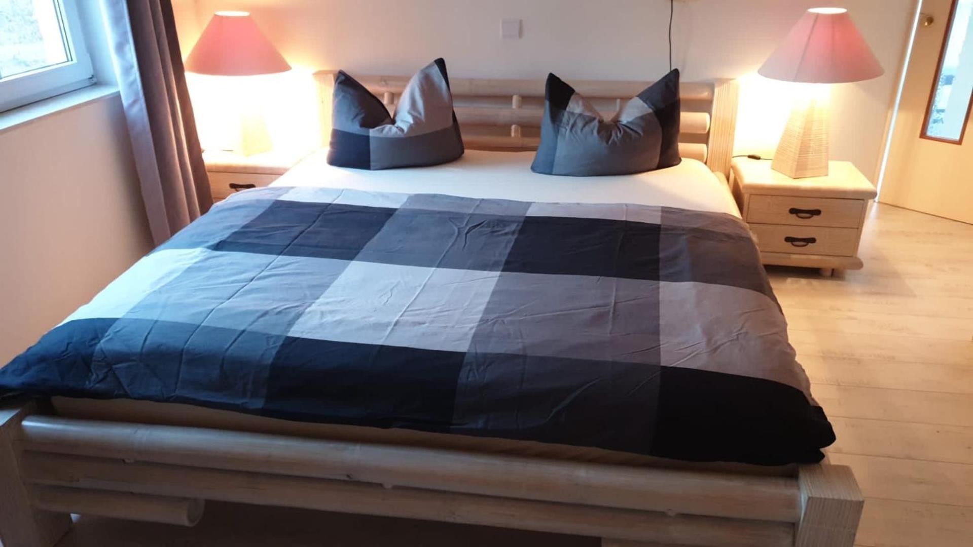 Grosse & Voll Ausgestattete Apartments, Studios, Doppelzimmer, Workspace, Parkplatz, Netflix, Prime & Schnelles Wifi In Ruhiger Lage Mit Garten Рудольштадт Екстер'єр фото