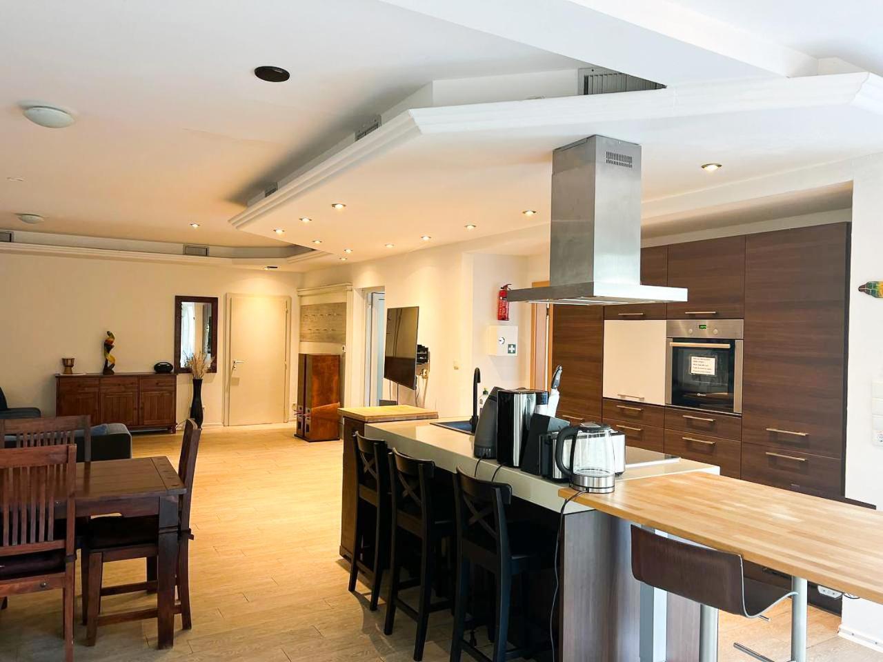 Grosse & Voll Ausgestattete Apartments, Studios, Doppelzimmer, Workspace, Parkplatz, Netflix, Prime & Schnelles Wifi In Ruhiger Lage Mit Garten Рудольштадт Екстер'єр фото